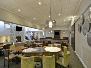  Vacation Hub International | Homewood Suites by Hilton Indianapolis Carmel Lobby