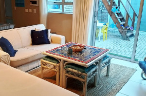  Vacation Hub International | The Boathouse Lobby