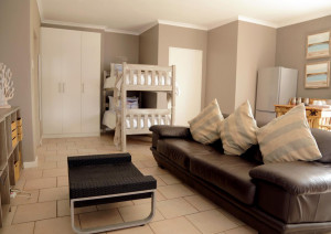  Vacation Hub International | Nine on Uys street B & B Lobby