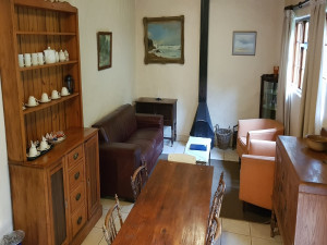  Vacation Hub International | The Edge Mountain Retreat - kudu shack cottage Lobby