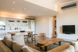  Vacation Hub International | The Gallery Luxury Apartments Knysna Lobby