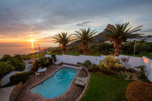  Vacation Hub International | Mountain Villa Camps Bay Lobby