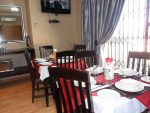  Vacation Hub International | Sisonke Guest House Lobby