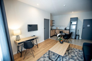  Vacation Hub International | Mint Hotel 84 on Katherine Lobby