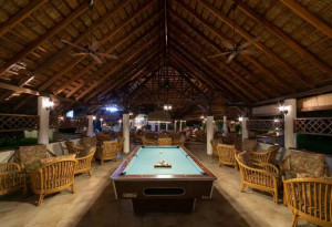  Vacation Hub International | Fihalhohi Island Resort Lobby