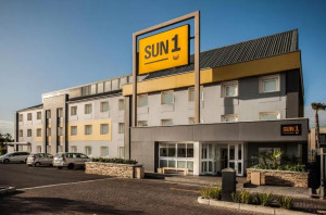  Vacation Hub International | SUN1 Milnerton Lobby