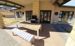  Vacation Hub International | Cute and Quirky Clarens Lobby