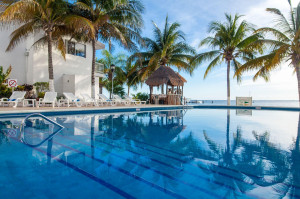  Vacation Hub International | Ocean View Cancun Arenas Lobby