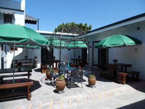  Vacation Hub International | Myrtle's Retreat Lobby