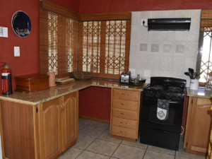  Vacation Hub International | Clarens Accommodation Bookings- Le Roux Cottage Lobby