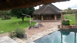  Vacation Hub International | Stone Hounds Lodge Lobby