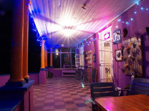  Vacation Hub International | Purple House Lobby
