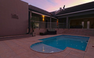  Vacation Hub International | The Hill Boutique Bed & Breakfast Lobby