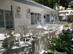  Vacation Hub International | The Lady Grace Lobby
