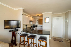  Vacation Hub International | Villa Italia 26-63 Self Catering Lobby