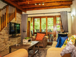  Vacation Hub International | Inyamatane 227B Kruger Park Lodge Lobby