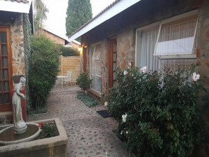  Vacation Hub International | Gemsbok Cottage Lobby