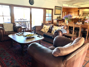  Vacation Hub International | Fernkloof Villa Lobby