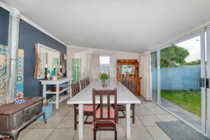  Vacation Hub International | Struisbaai Holiday Rentals Lobby
