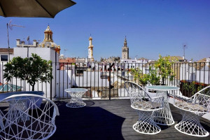  Vacation Hub International | HOTEL AMADEUS Lobby