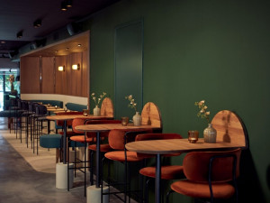  Vacation Hub International | Met Hotel Amsterdam Lobby