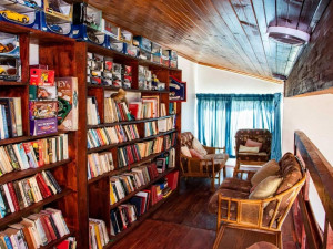  Vacation Hub International | Black Rock Lodge-Port Edward Lobby