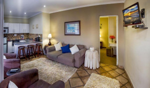  Vacation Hub International | Lalapanzi Guest Lodge-Port Elizabeth Lobby