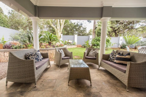  Vacation Hub International | Familia Guesthouse Lobby