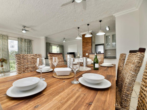  Vacation Hub International | Escape to Dolphinview Lobby