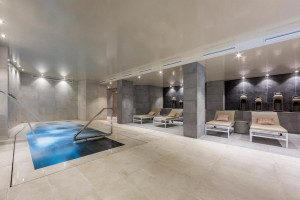  Vacation Hub International | Catalonia Granada Lobby
