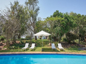  Vacation Hub International | The Sunbird Guesthouse Lobby