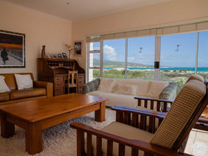  Vacation Hub International | Langebaan Beach Accommodation - Lagoonside Lobby