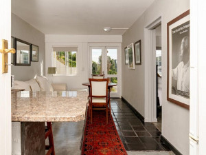  Vacation Hub International | Glenview Heads Apartments Lobby