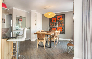  Vacation Hub International | The Waves 206 Lobby