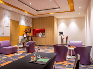  Vacation Hub International | ibis Kochi City Centre - An Accor Brand Lobby