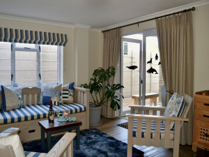  Vacation Hub International | Rest and Sea Self-catering Lobby