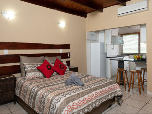  Vacation Hub International | Manzini Chalets -18 Lobby