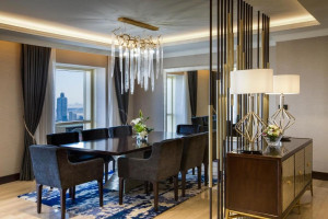  Vacation Hub International | The Tower Plaza Hotel Dubai Lobby