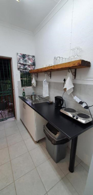  Vacation Hub International | Sister's Haven Lobby