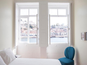  Vacation Hub International | Porto By The River Studios Lobby