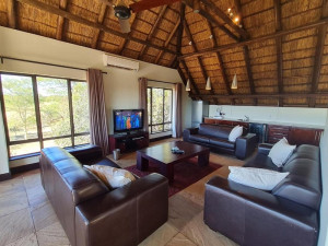  Vacation Hub International | Zebula 106 Lobby