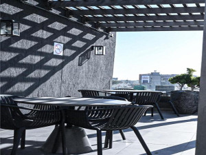  Vacation Hub International | Rose Gold @The Winchester Lobby