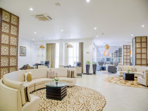  Vacation Hub International | Amaryllis Hotel Blantyre Lobby