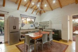 Vacation Hub International | Kruger Wild Dog Inn Lobby