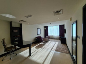  Vacation Hub International | Holiday Inn Dubai- Al Barsha Lobby