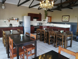  Vacation Hub International | Ibis Place Guest House Lobby