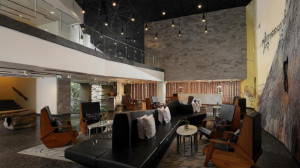  Vacation Hub International | Maya Sanur Resort & Spa Lobby