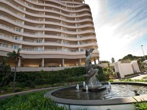  Vacation Hub International | Oyster rock 604 Umhlanga Lobby