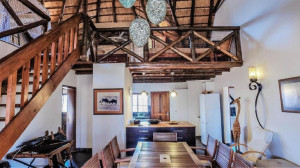  Vacation Hub International | Utopia in Africa-Rhinos Rest Lobby