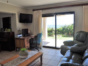  Vacation Hub International | Zeezicht Guest House Lobby